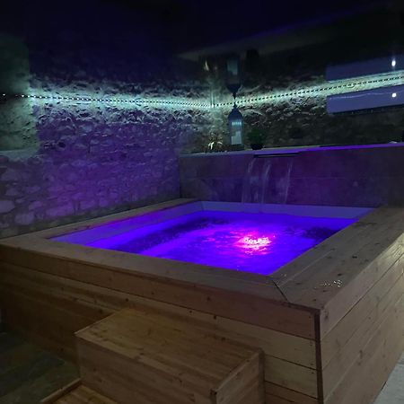 Gite A La Ferme Avec Jacuzzi Et Sauna Villefloure Εξωτερικό φωτογραφία