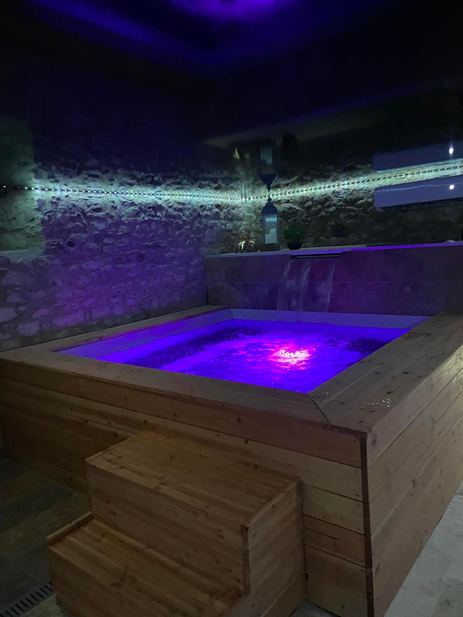 Gite A La Ferme Avec Jacuzzi Et Sauna Villefloure Εξωτερικό φωτογραφία